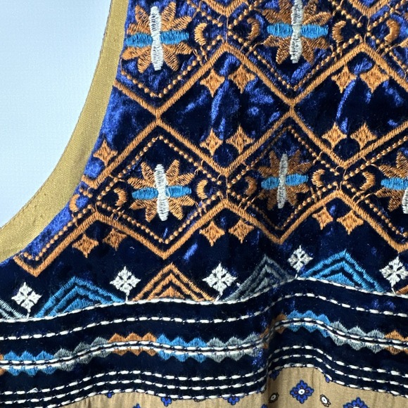 THML Dress Embroidered Colorful High Neck Velour Sleeveless Dress, Medium - Picture 10 of 10